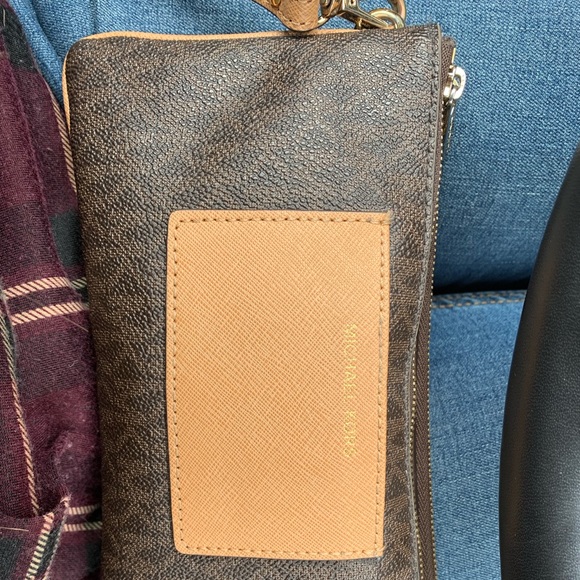 Sold💥💥💥💥💥MK wallet doble - Picture 1 of 7